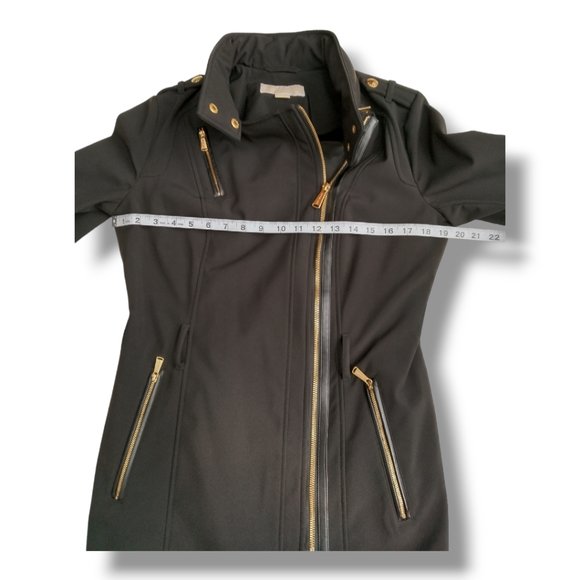 MICHAEL Michael Kors Asymmetrical Zip Trench Coat - Picture 9 of 12